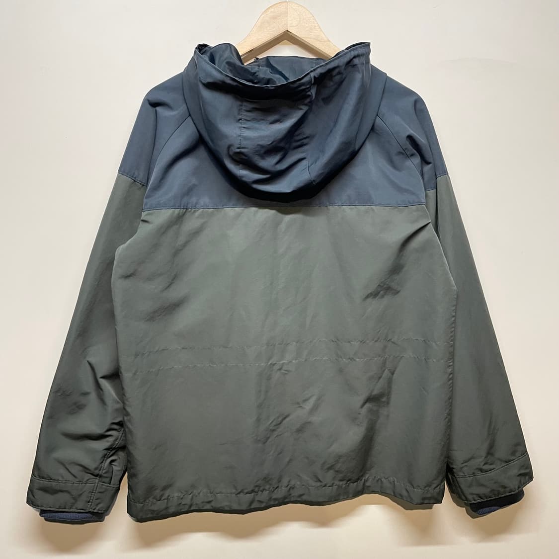 리바이스 투톤 바람막이 상품이미지2