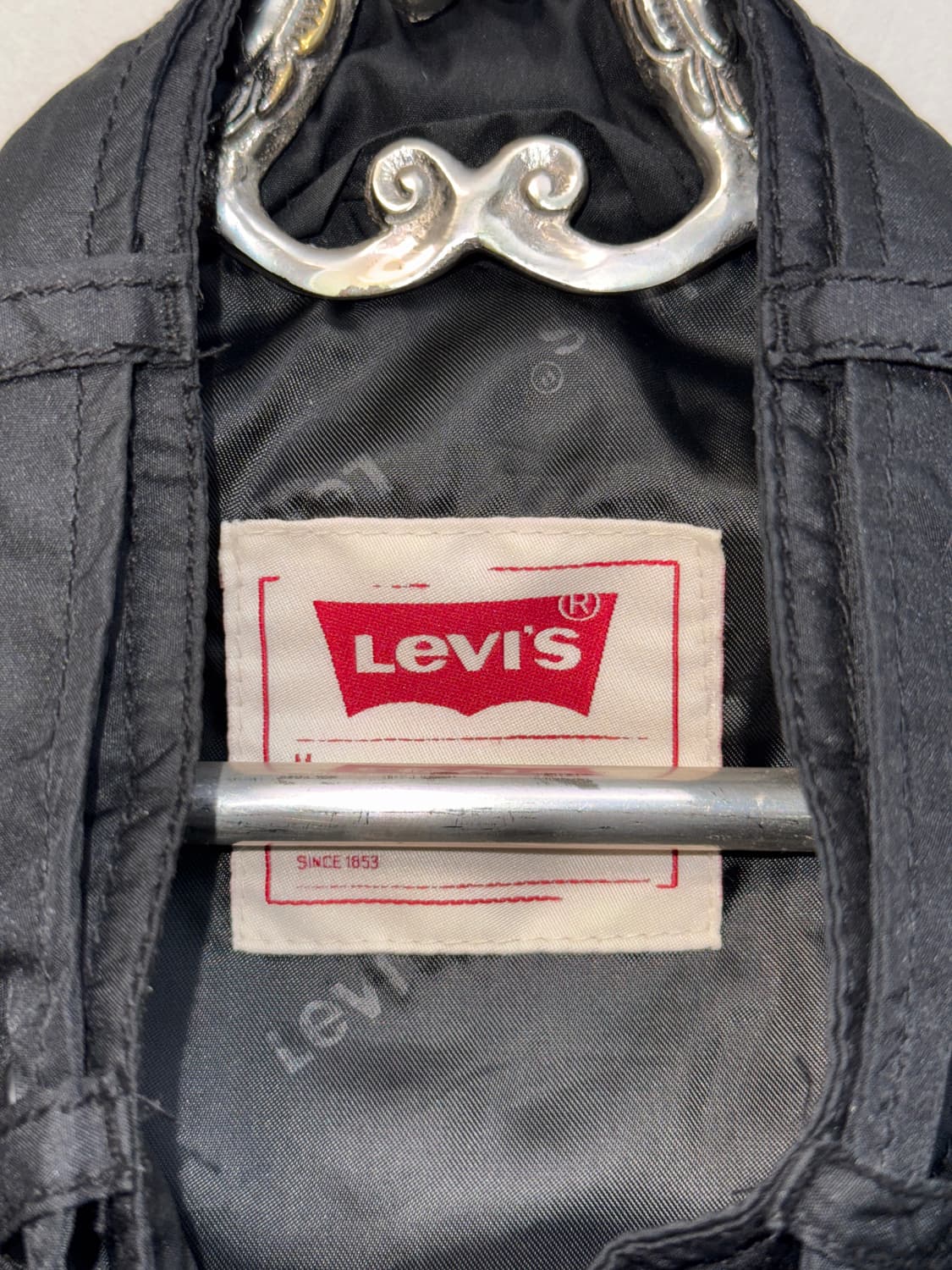 Levi’s black y2k buckled padded jacket 상품이미지4