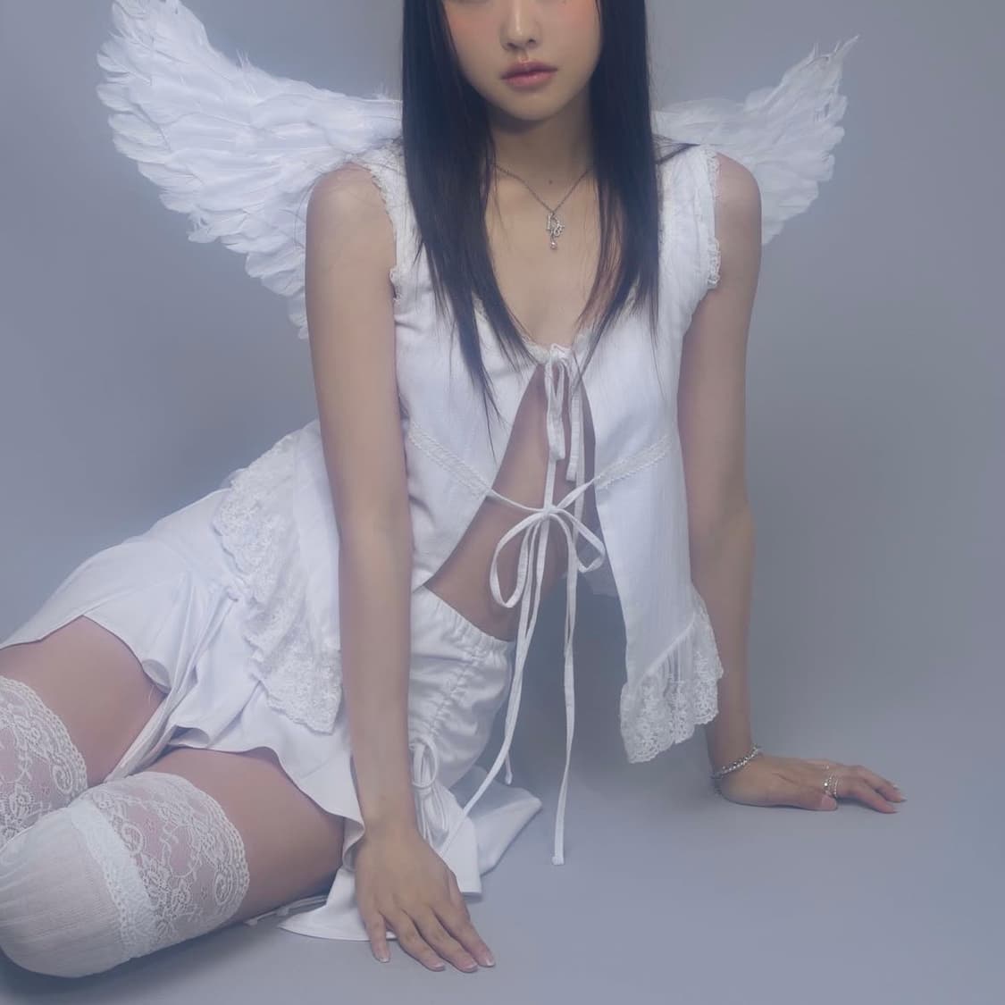 뉴얼린 로제프릴블라우스 상품이미지1