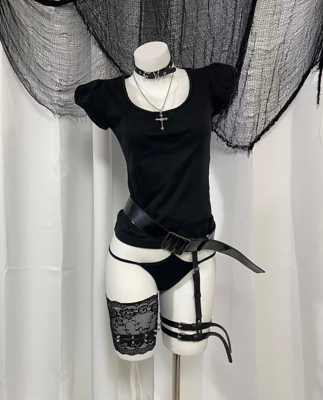 black T-shirt 상품이미지1