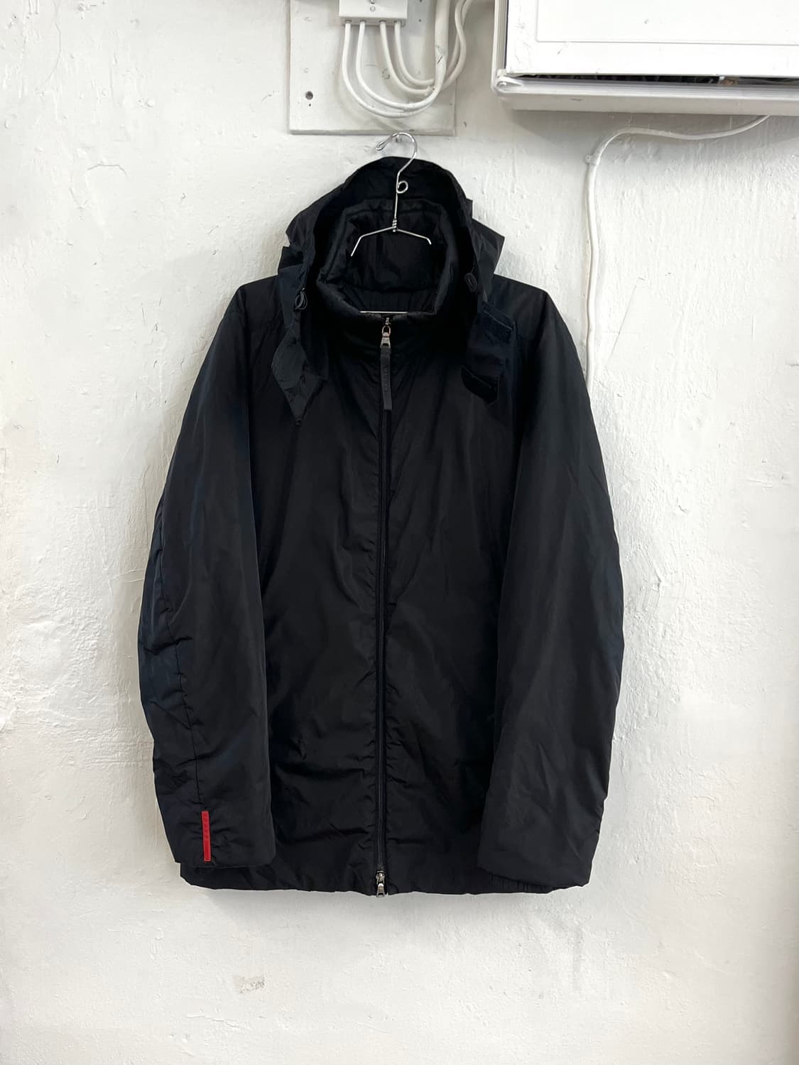 프라다 스포츠 유틸리티 후드 패디드 코트 상품이미지1