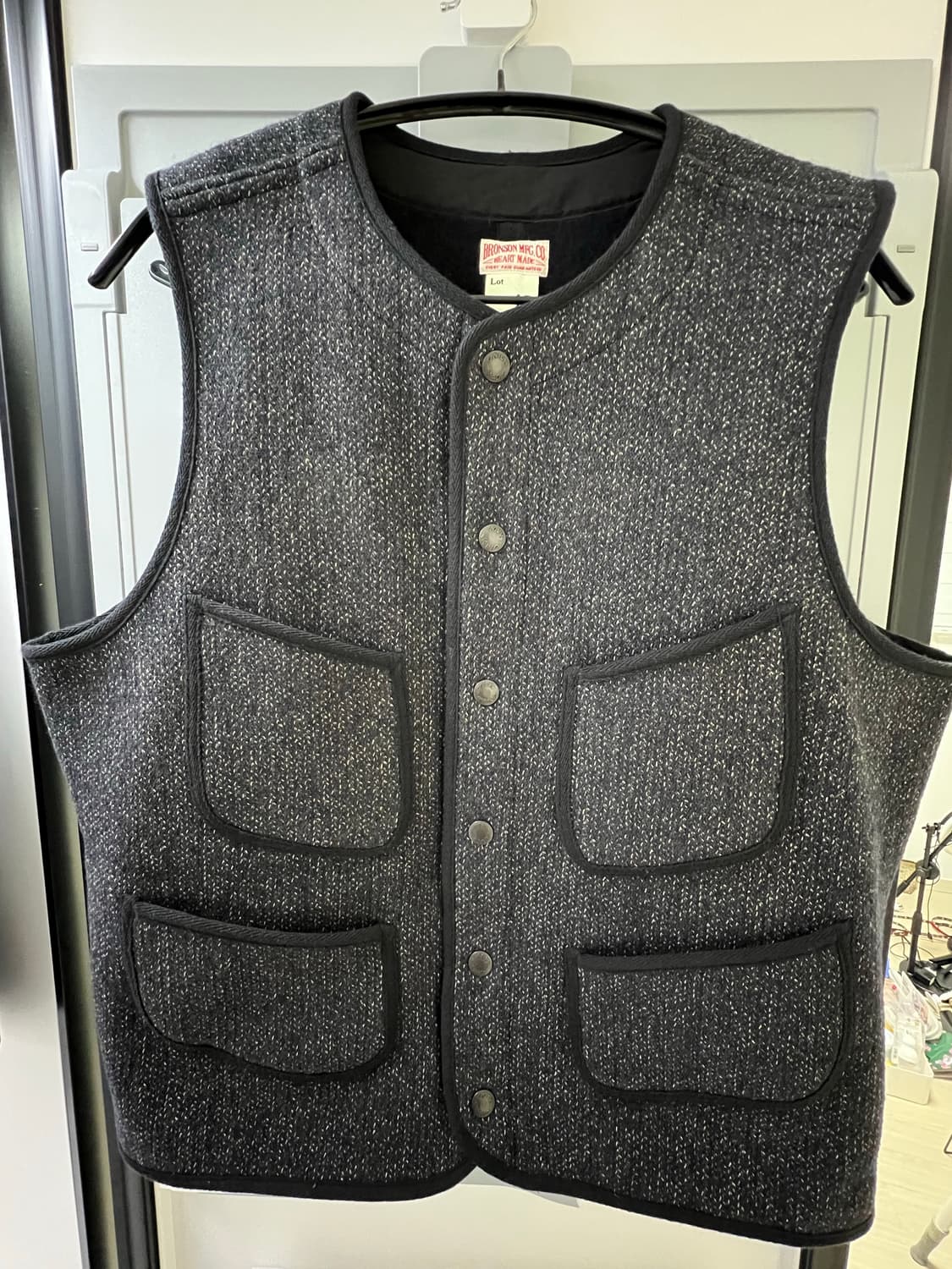 브론슨 솔트앤페퍼 베스트 42(XL) 판매 상품이미지2