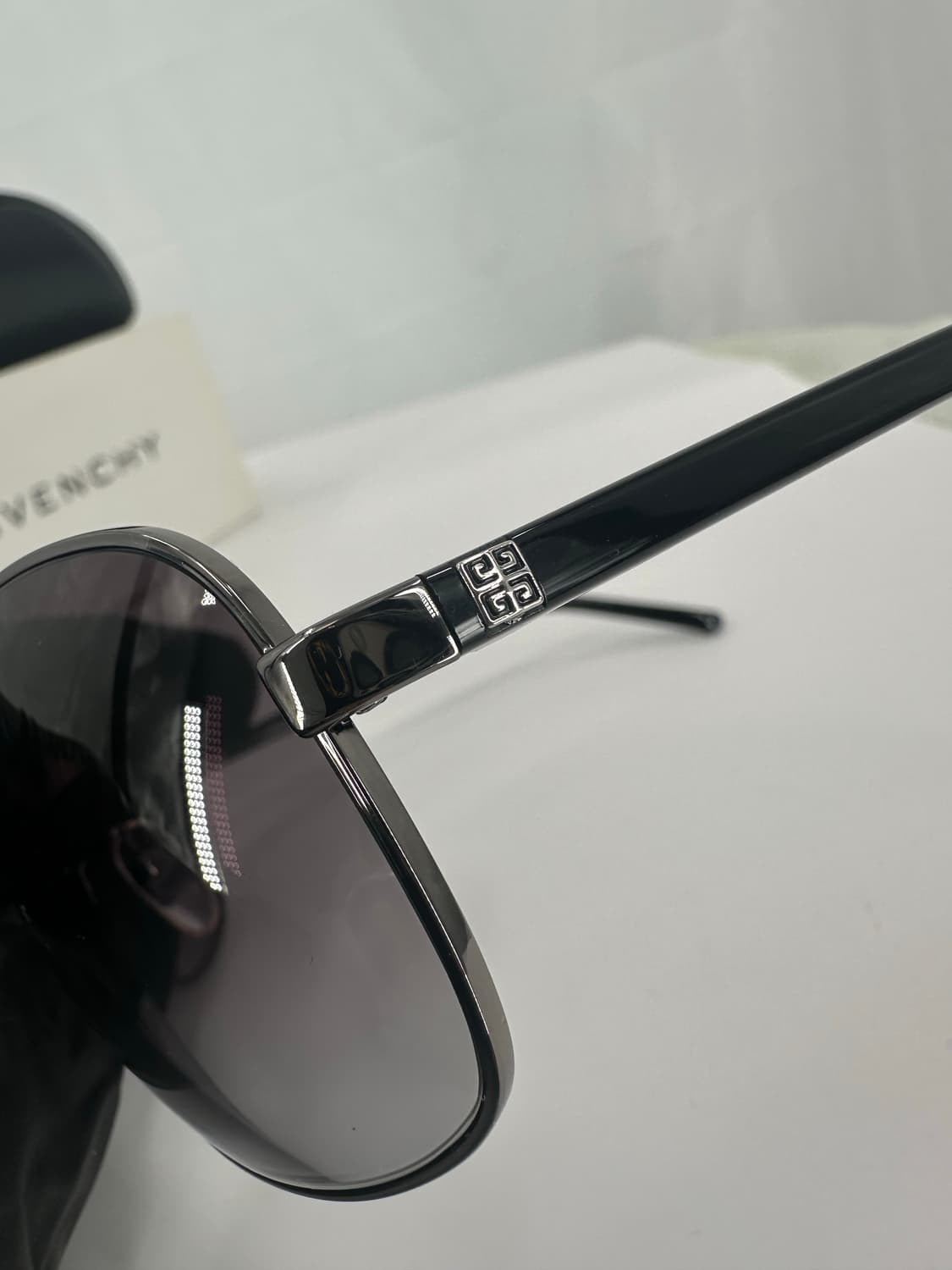 [새상품 무료배송] 정품 지방시 Made in Italy 선글라스 상품이미지3