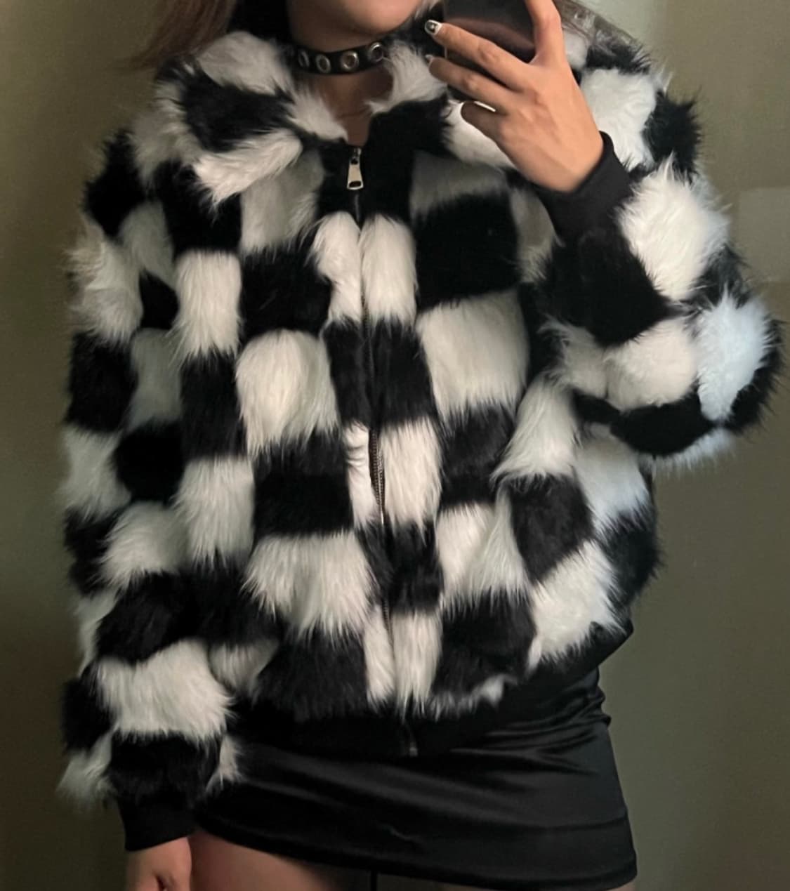 체커보드 페이크 퍼 집업 자켓 상품이미지7