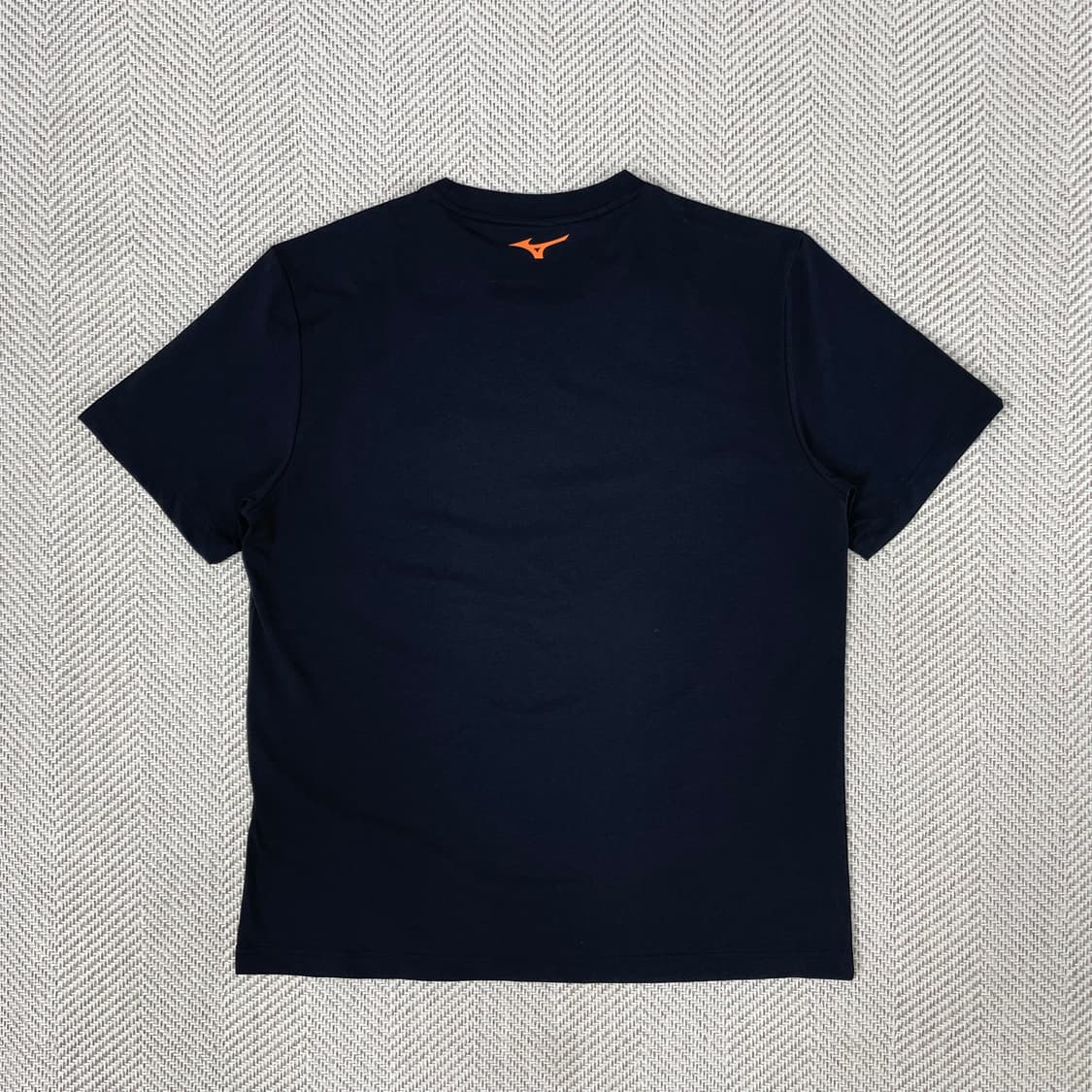 미즈노 반팔 티셔츠 블랙 오렌지색 로고 XL 상품이미지2
