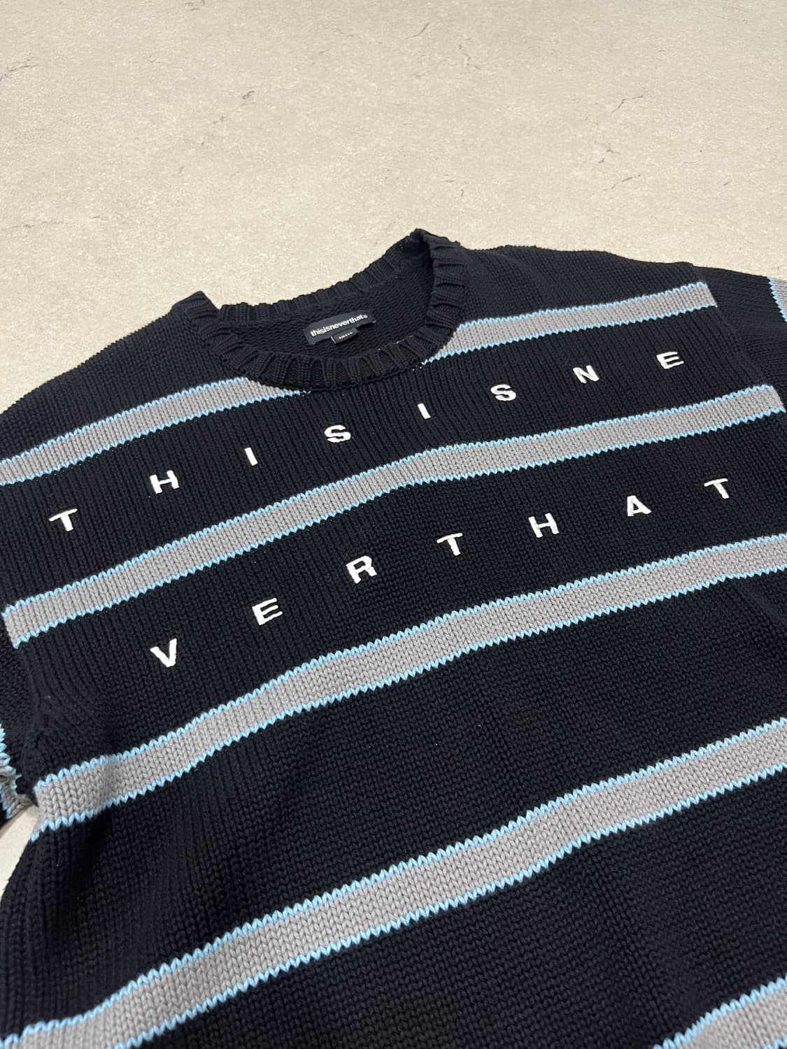 [S] 디스이즈네버댓 스트라이프 니트 상품이미지2
