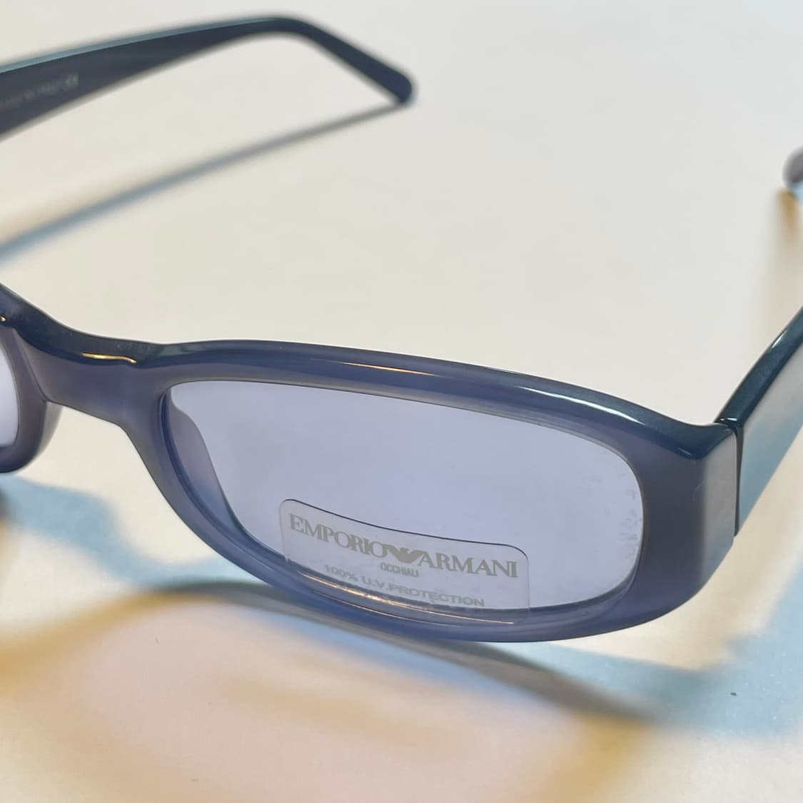 EMPORIO ARMANI 엠포리오 아르마니 사의 빈티지 선글라스 판매합 상품이미지2