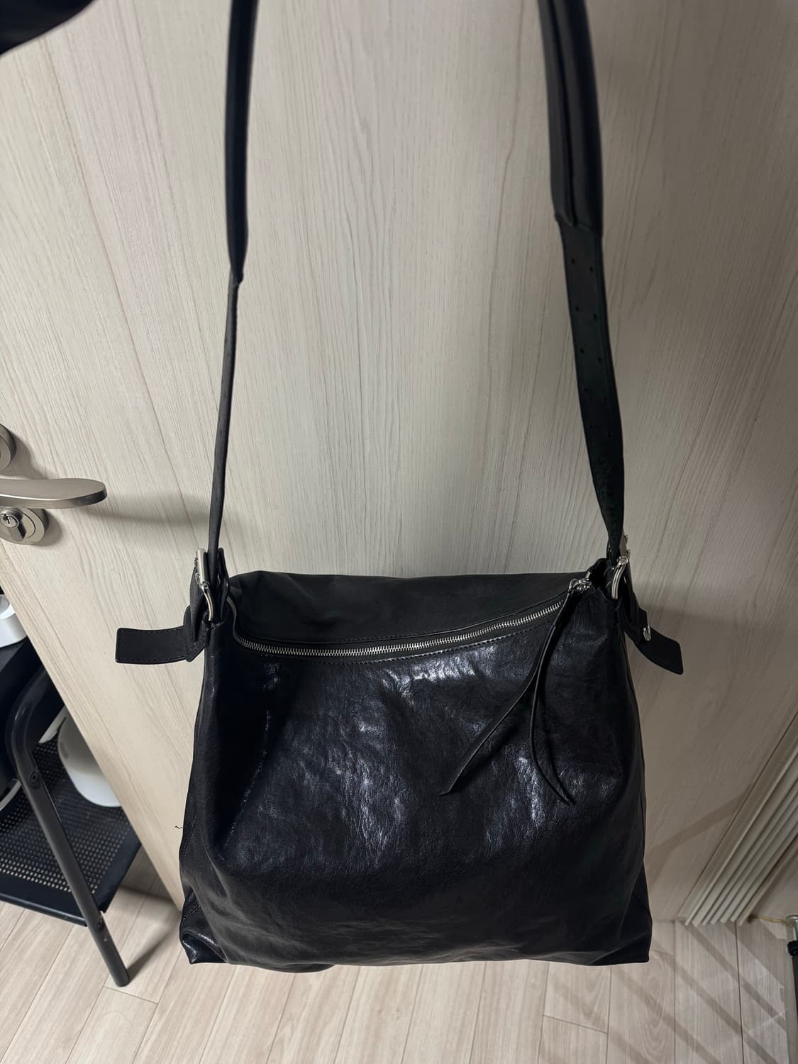 르메르 호보백 다크초콜렛색상 상품이미지3