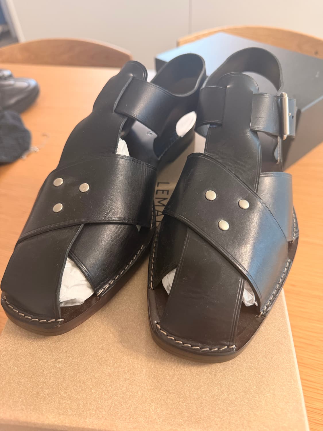 르메르(LEMAIRE) 스터드 피셔맨 샌들 - 43사이즈 상품이미지1