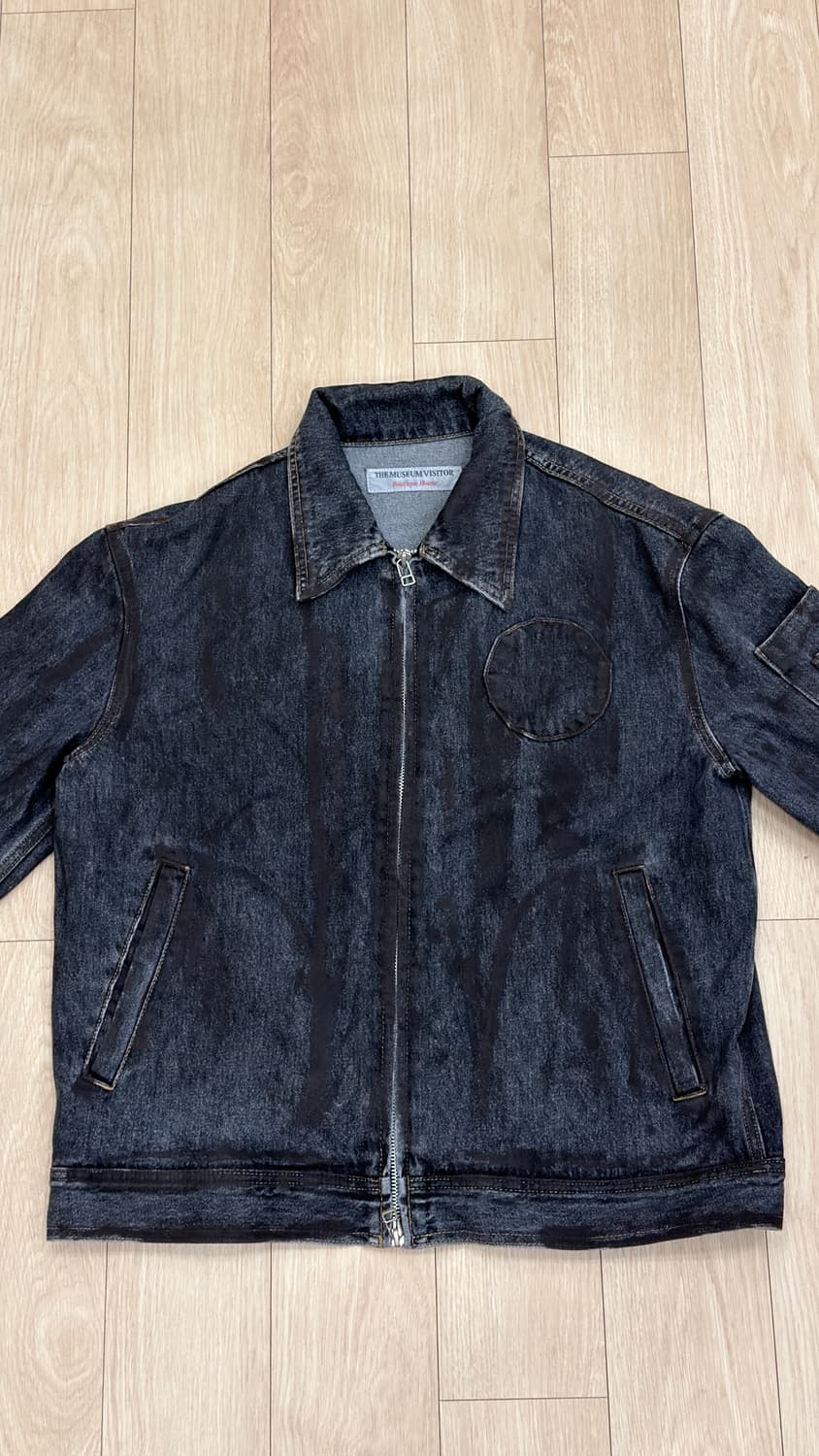 현재 단종된 THE MUSEUM VISITOR 흑청 데님 자켓 M 상품이미지1