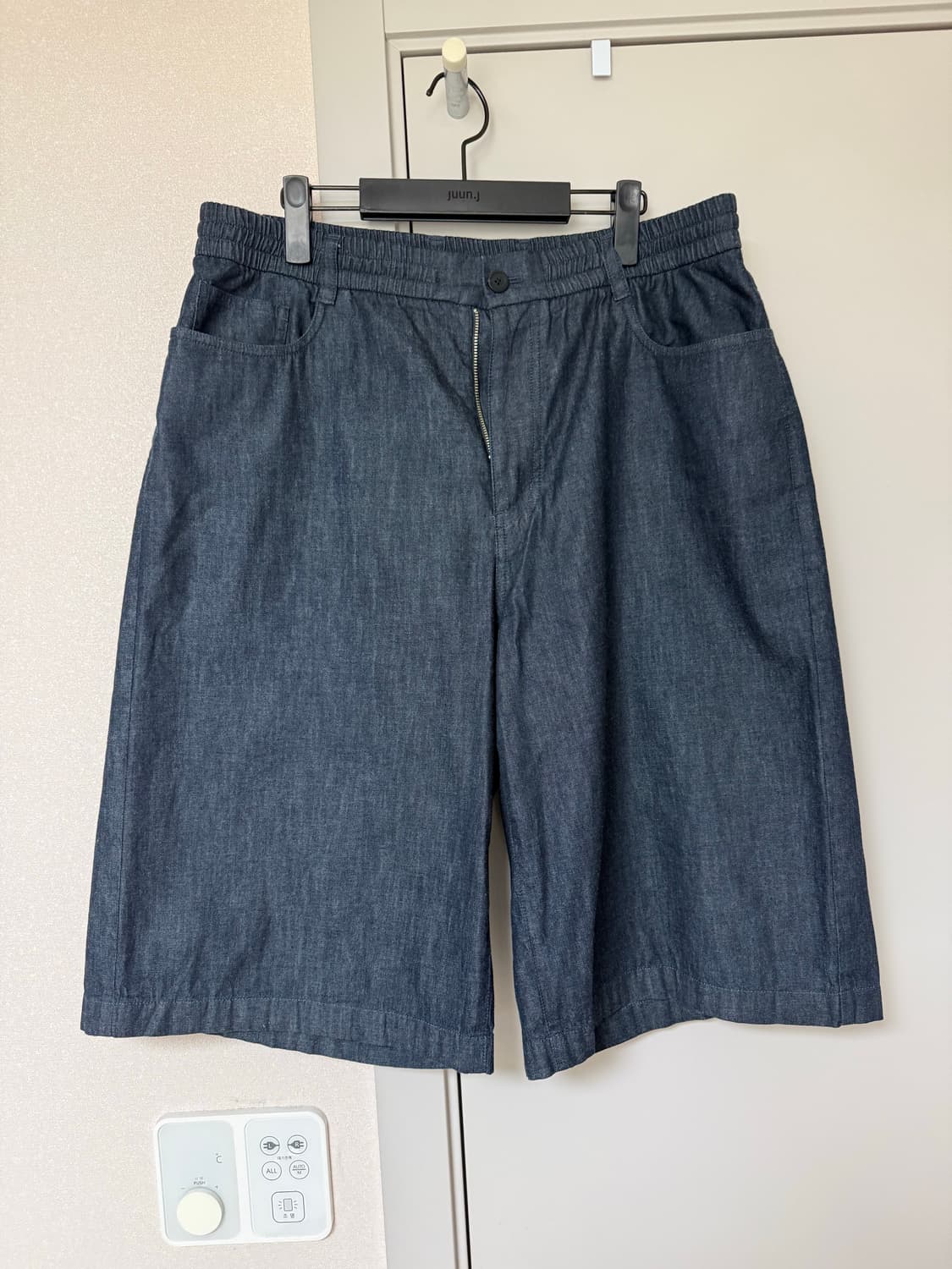 [52] 솔리드옴므 블루 라이트데님 버뮤다 반바지 상품이미지1