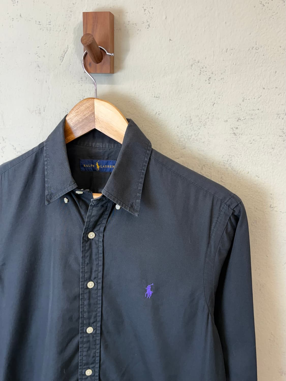 폴로랄프로렌 신형 블랙 솔리드 셔츠 상품이미지3