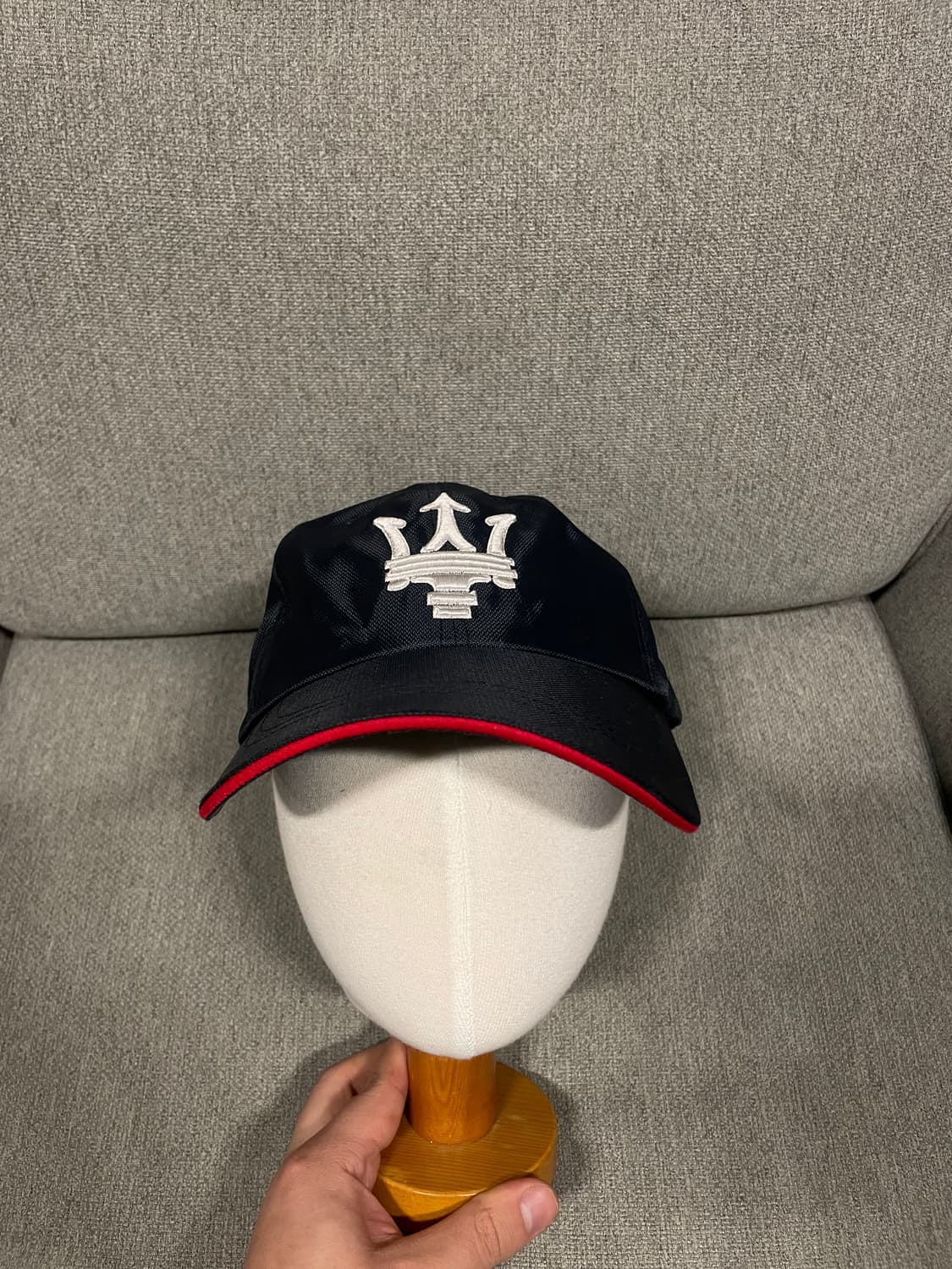 마세라티 네이비 볼캡 상품이미지1