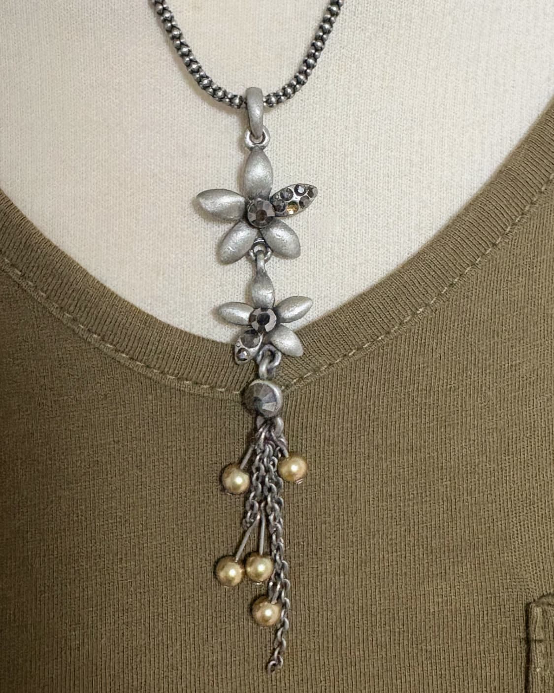 (이체시에눌) 일본 오리엔탈 앤틱 드롭 큐빅 디테일 플라워 패턴 목걸이 상품이미지2