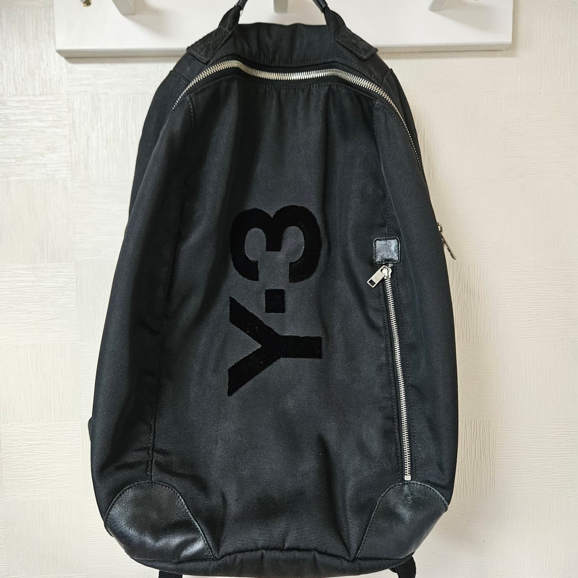 Y-3 로고 백팩 상품이미지1