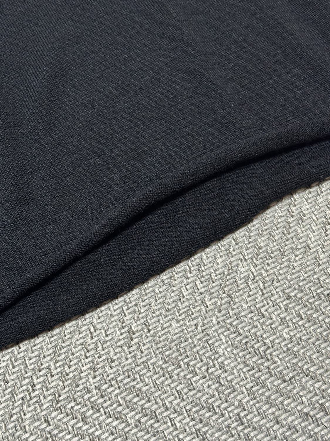 폴리테루 휴먼인덱스 휴먼 루즈드 니트 잉크 블랙 상품이미지3