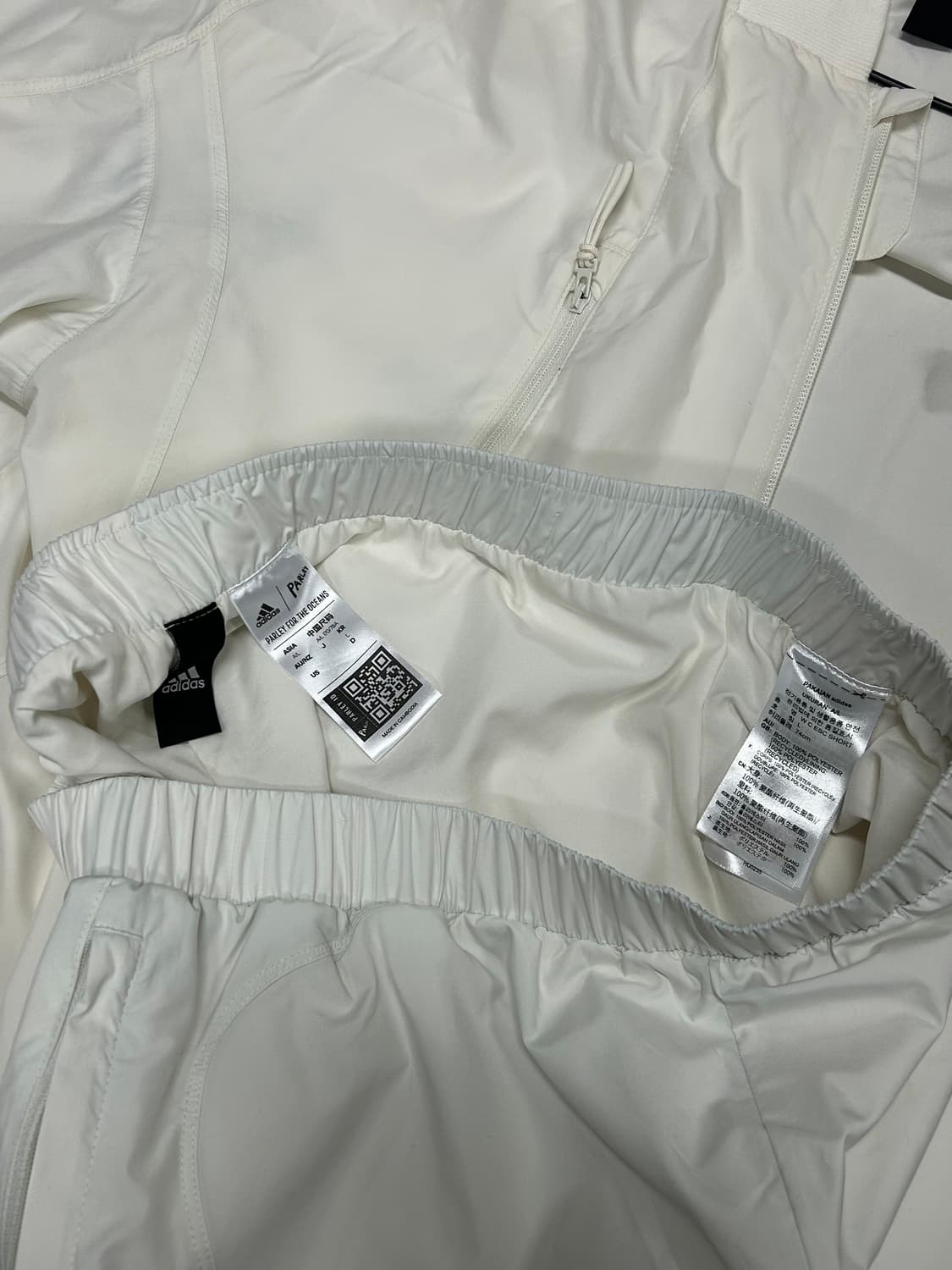 아디다스 여성 화이트 트레이닝복 세트 95추천 상품이미지4