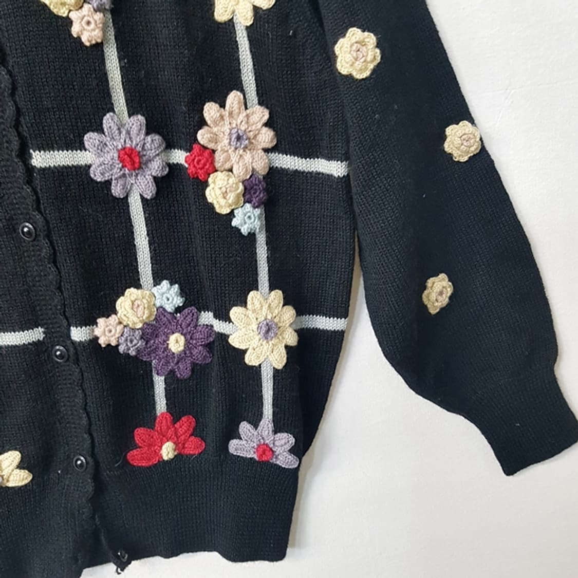 fumo 꽃장식 모 100% 가디건 블랙 상품이미지2