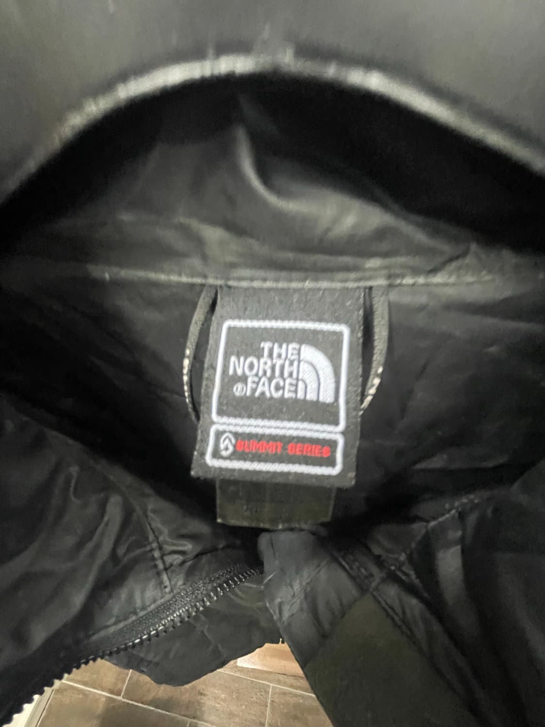 노스페이스 써밋 패딩블랙  상품이미지5