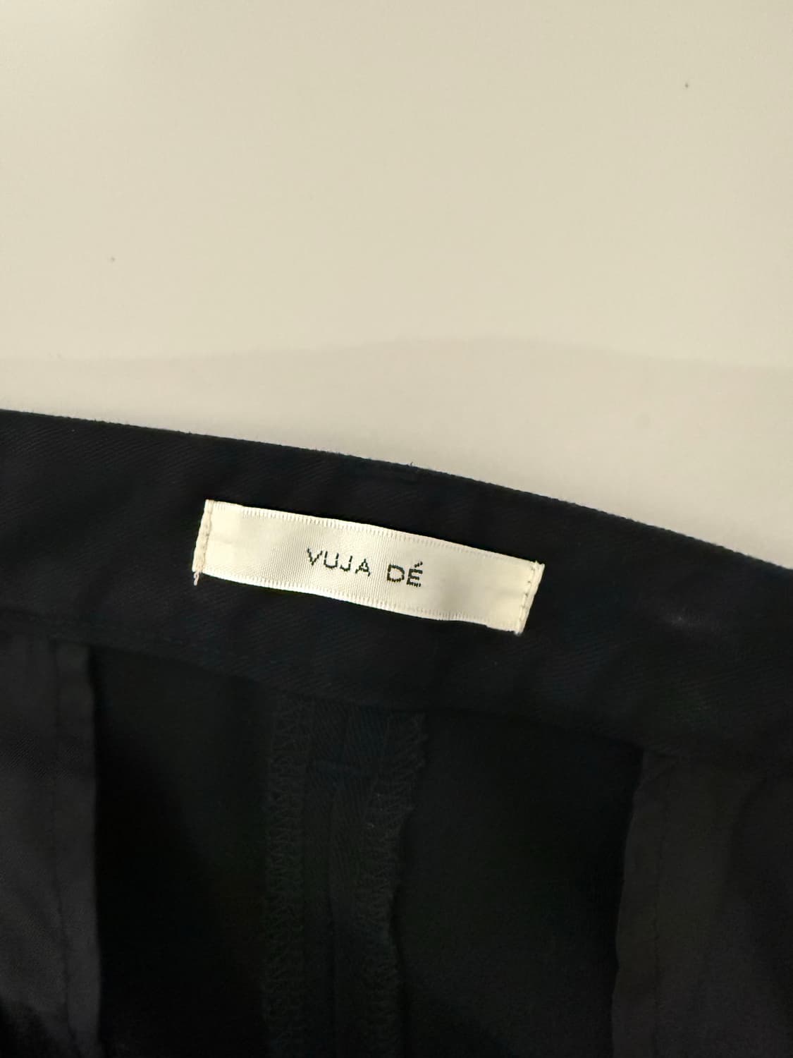 vujade 뷰자데 otis silicon trousers 상품이미지4