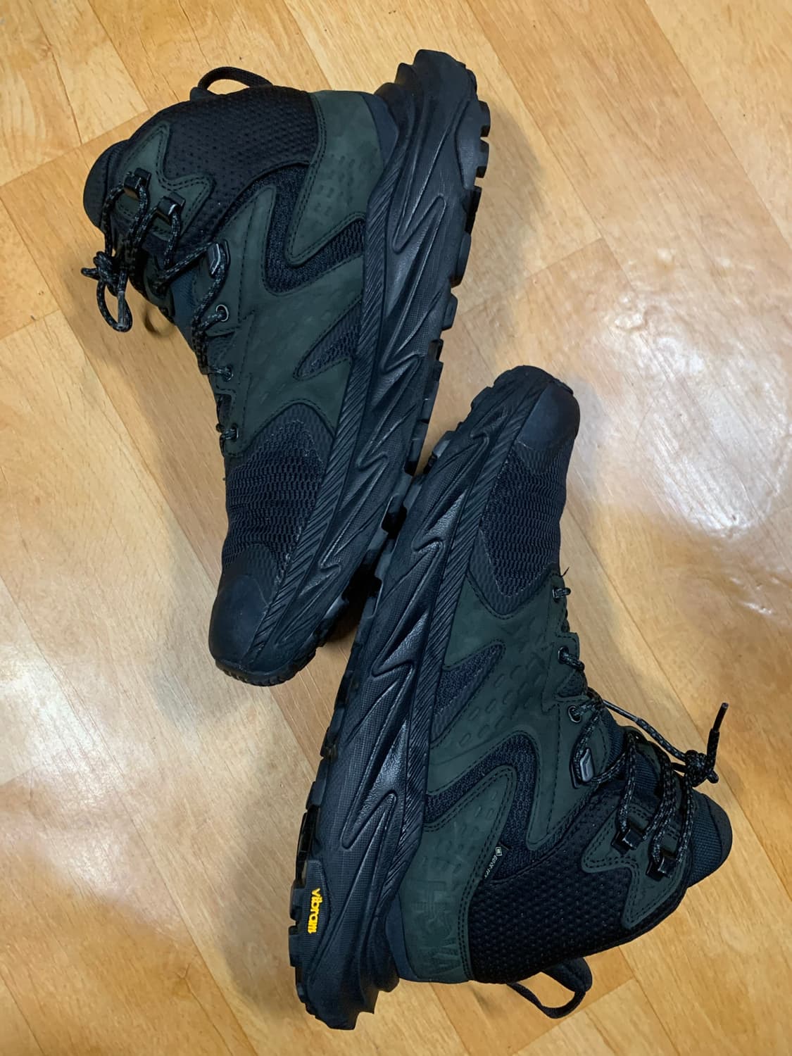 HOKA ONE ONE 호카 아나카파 2 미드 GTX 고어텍스 상품이미지5