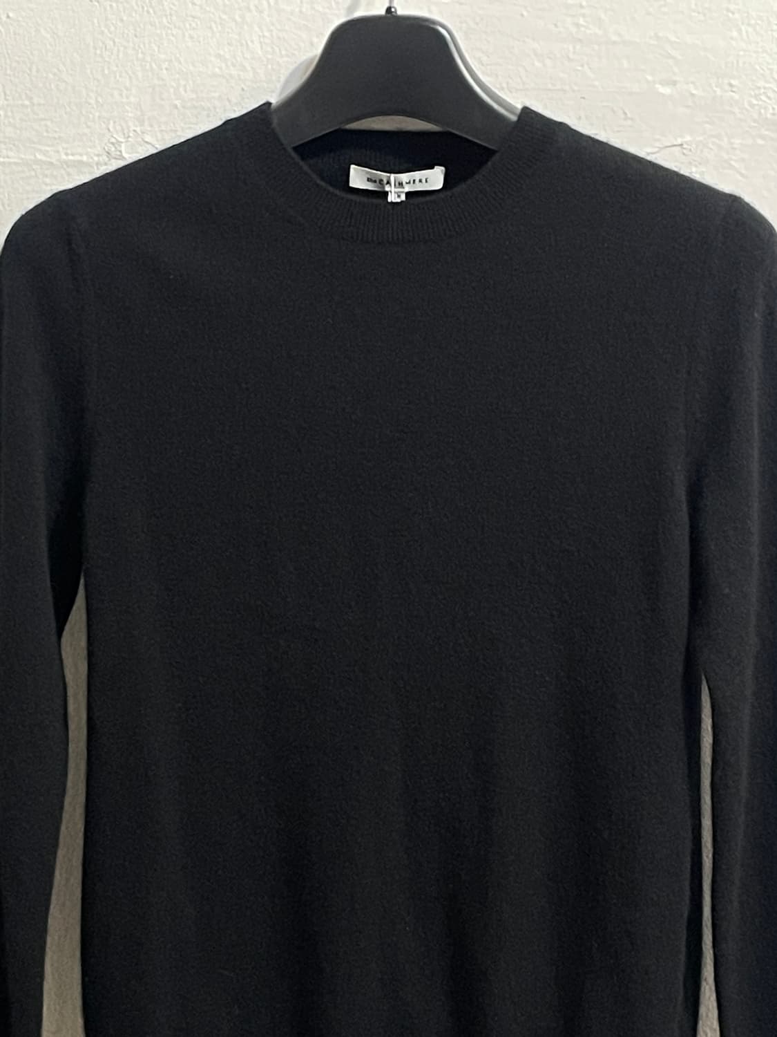 더 캐시미어 라운드 니트 상품이미지3