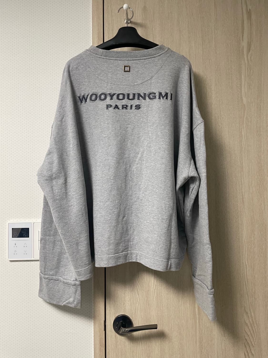 52사이즈, 우영미 턴업 백로고 나염 맨투맨 그레이 상품이미지4