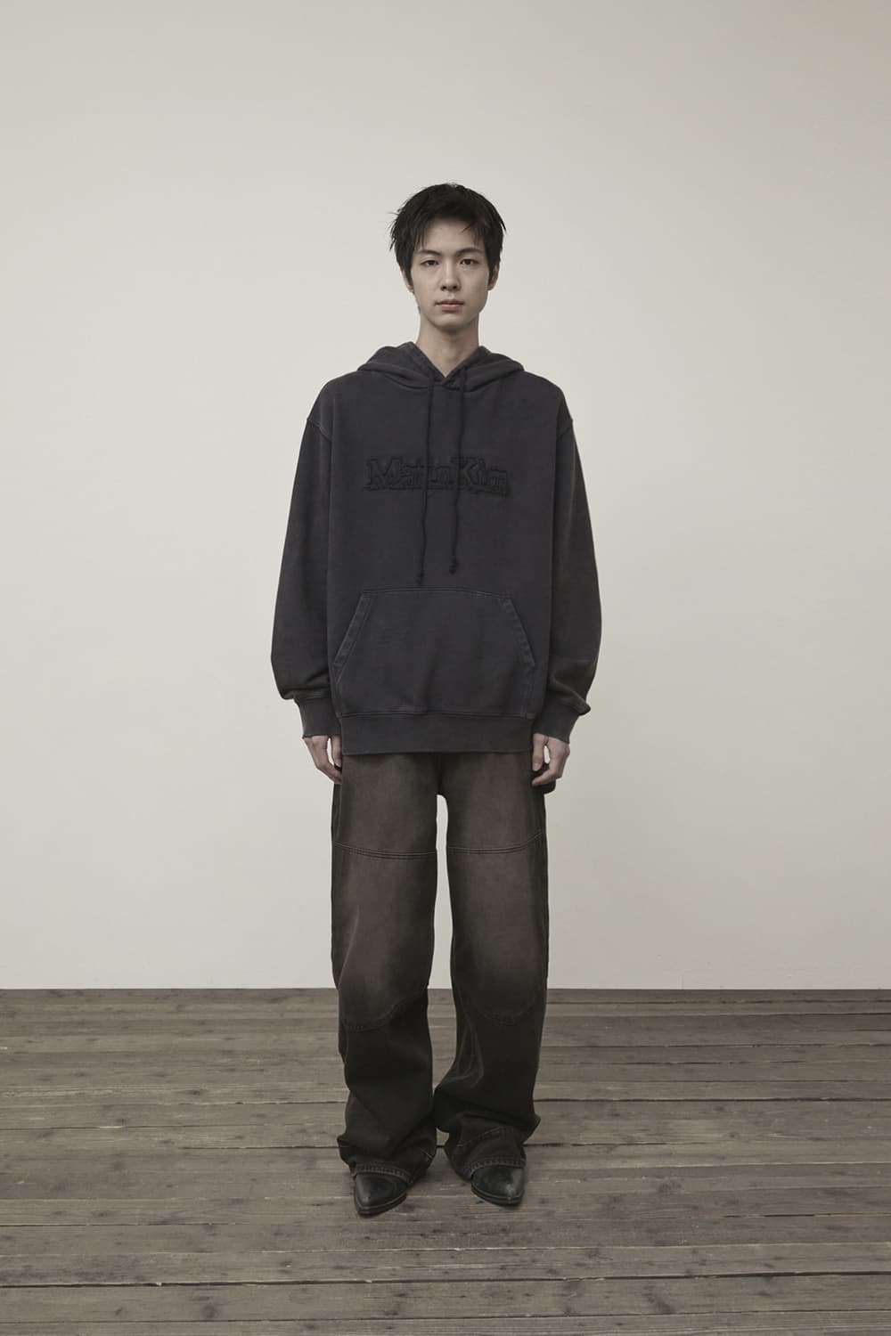 Matin kim 마뗑킴 차콜 빈티지 로고 후드티 상품이미지3