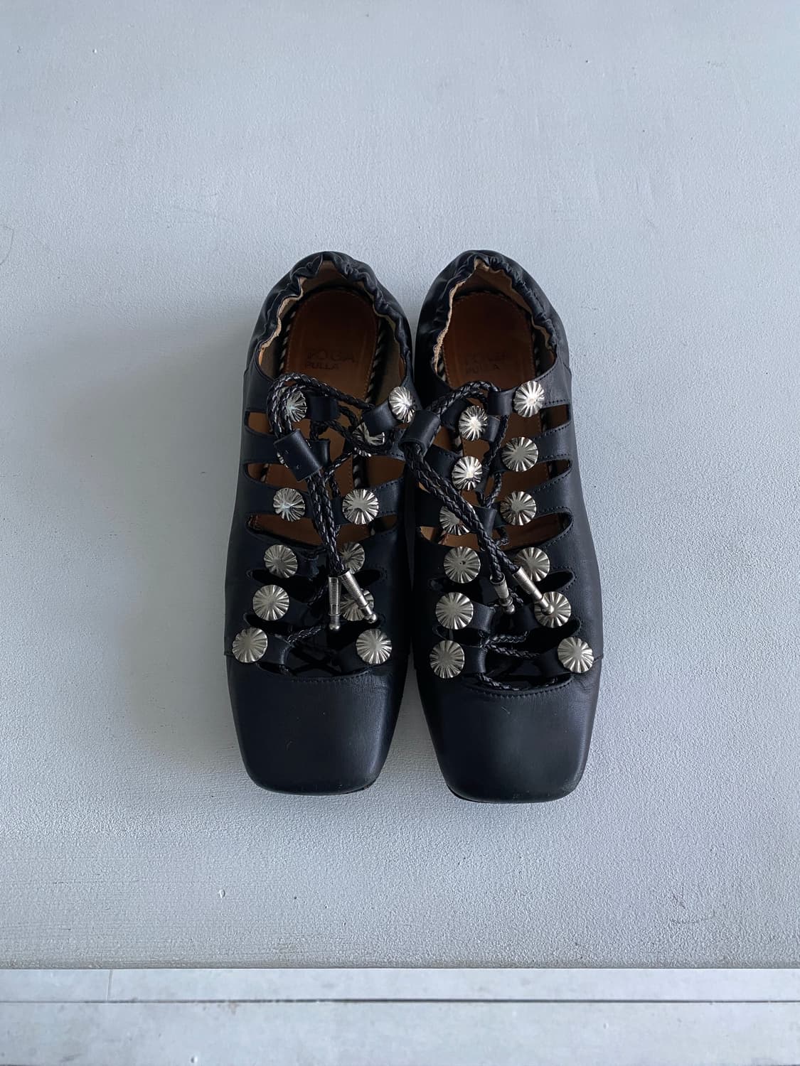 [Toga pulla] 레이스 업 스퀘어 투 펌프스 상품이미지2