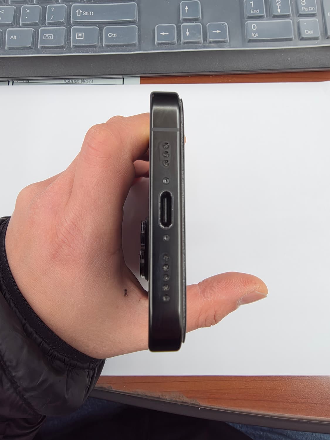 아이폰16pro 1tb 블랙티타늄 상품이미지4