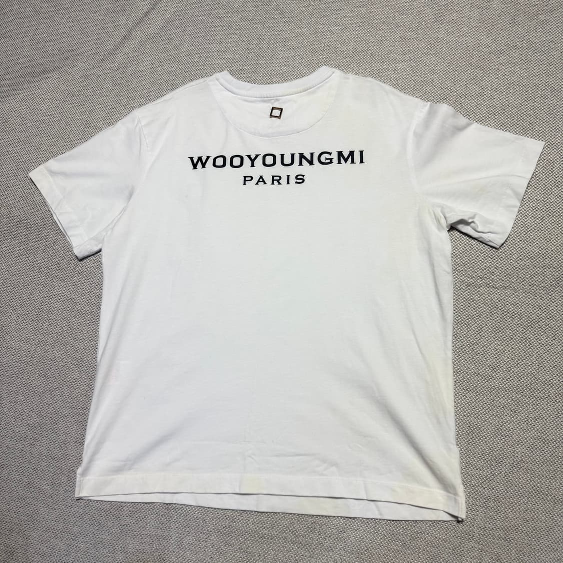 우영미 화이트 반팔 티셔츠 상품이미지7