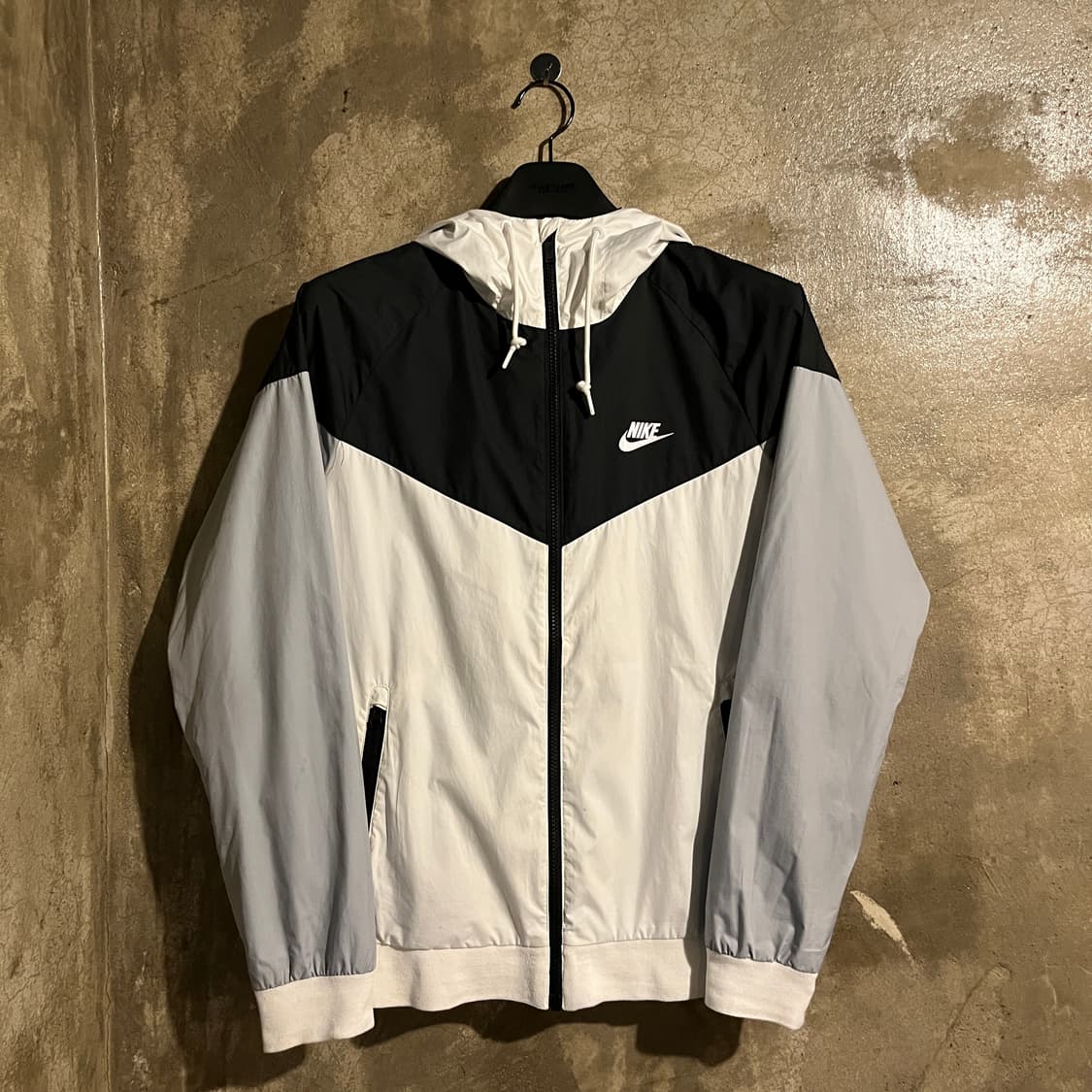 나이키 폴리쉘 바람막이 상품이미지1