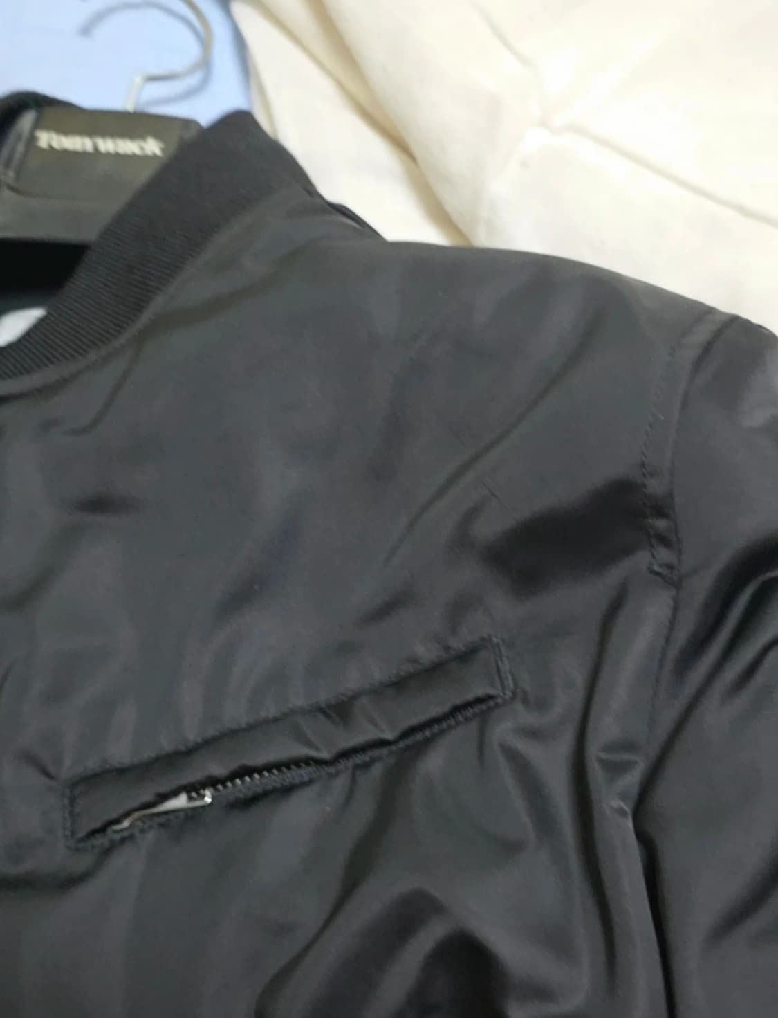 토니 24fw 크롭 봄버자켓 L 상품이미지4