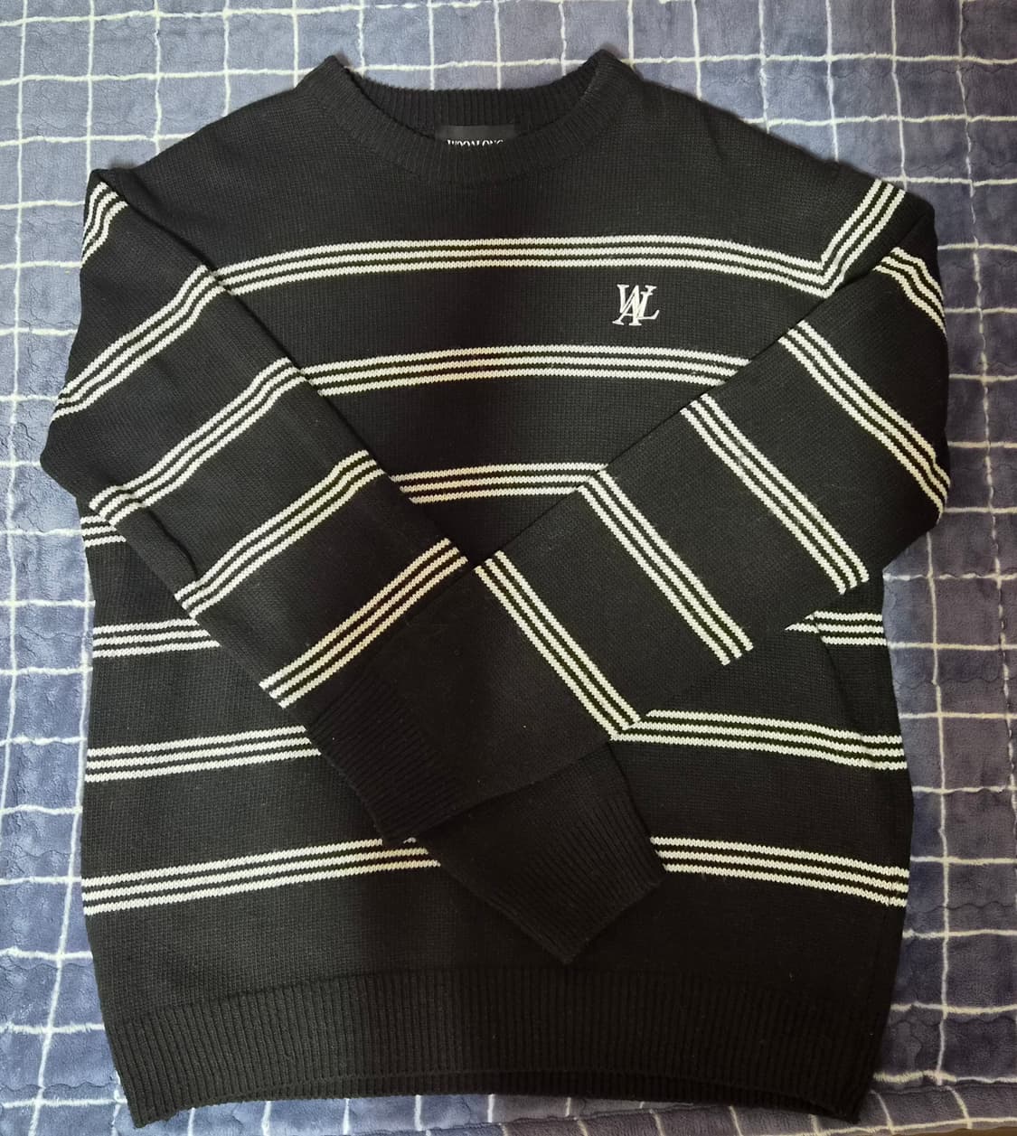 우알롱 시그니처 스트라이프 니트 상품이미지10