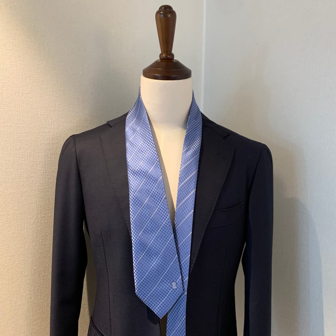 루이비통 스몰다미에 스트라이프 명품넥타이 A+등급 8.7cm 상품이미지1