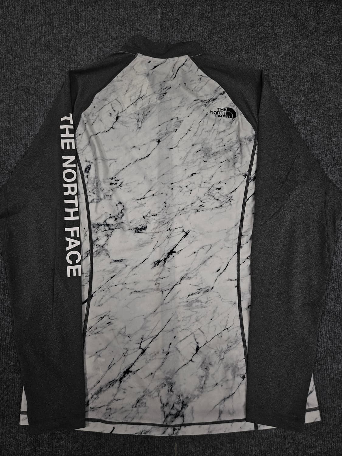 노스페이스 프로텍트 래쉬가드 집업 급처 상품이미지3