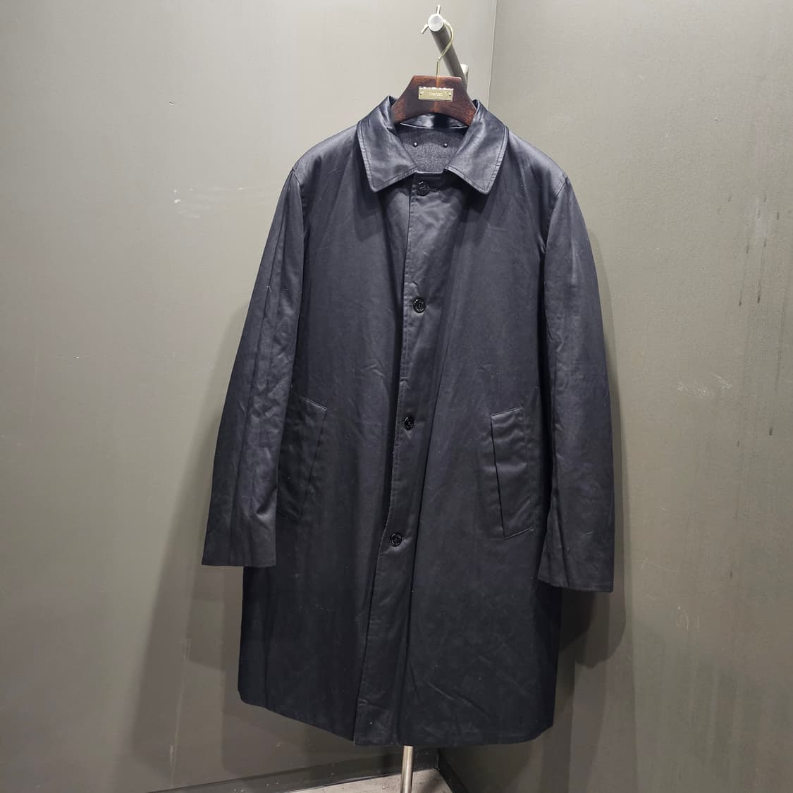 루이비통 리버시블 사파리 버질아블로 롱 파카 상품이미지4