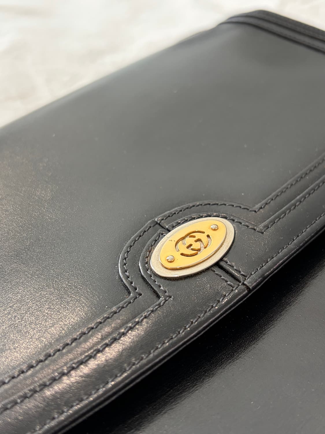[Old Gucci] 인터로킹 레더 숄더백 블랙 상품이미지3