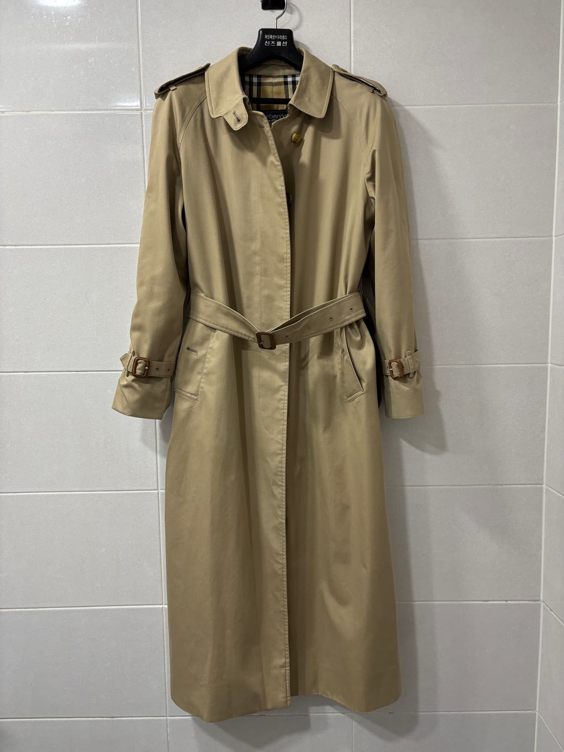 정품)버버리 롱 트랜치코트 상품이미지4