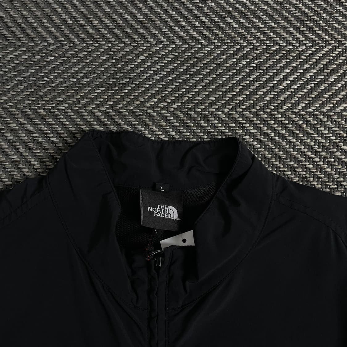 노스페이스 블랙 나일론 경량 바람막이 베스트 블랙o 3264 상품이미지4