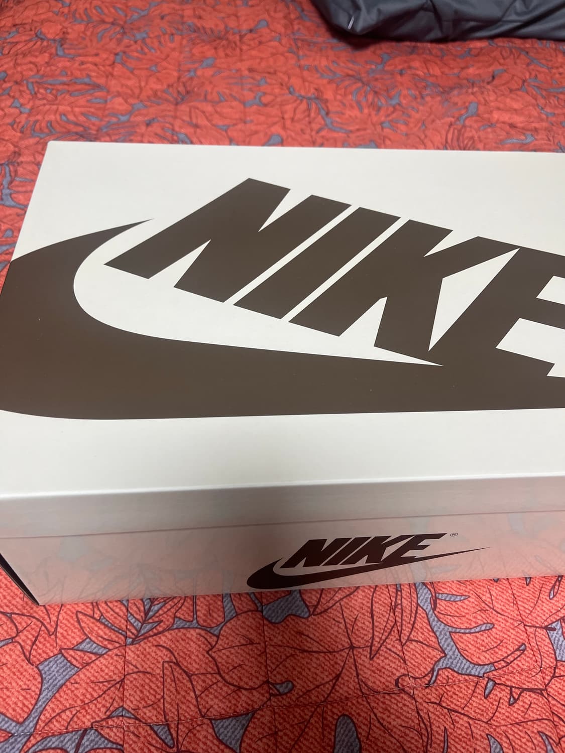 (w285)나이키 조던1 x 트래비스 스캇 카나리 상품이미지1