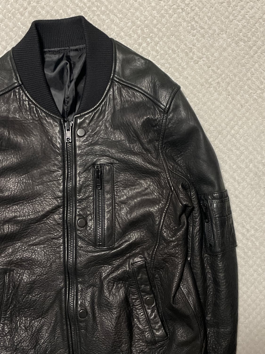 웨스턴 무드 램스킨 양가죽 절개 레더 블루종 자켓 상품이미지3