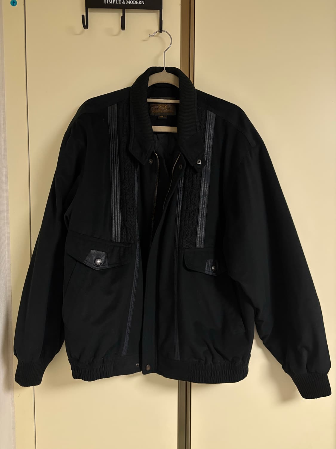 빈티지클럽 블랙 가죽 디테일 자켓 상품이미지4