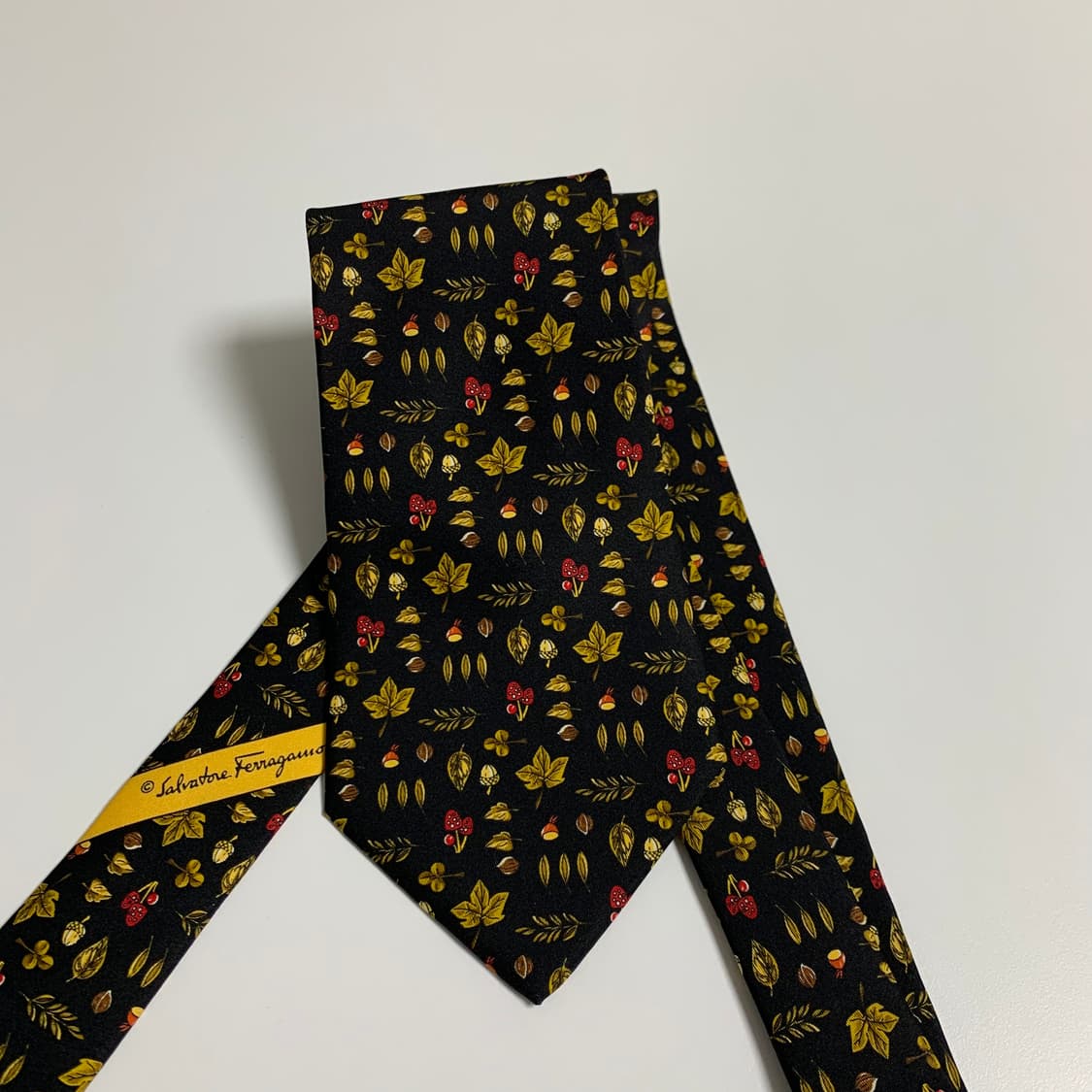 살바토레 페레가모 블랙 새상품급 명품 100실크 넥타이 상품이미지9