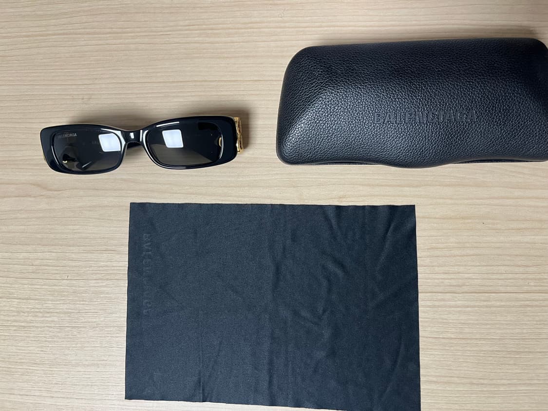 발렌시아가 렉탱글 선글라스 상품이미지1