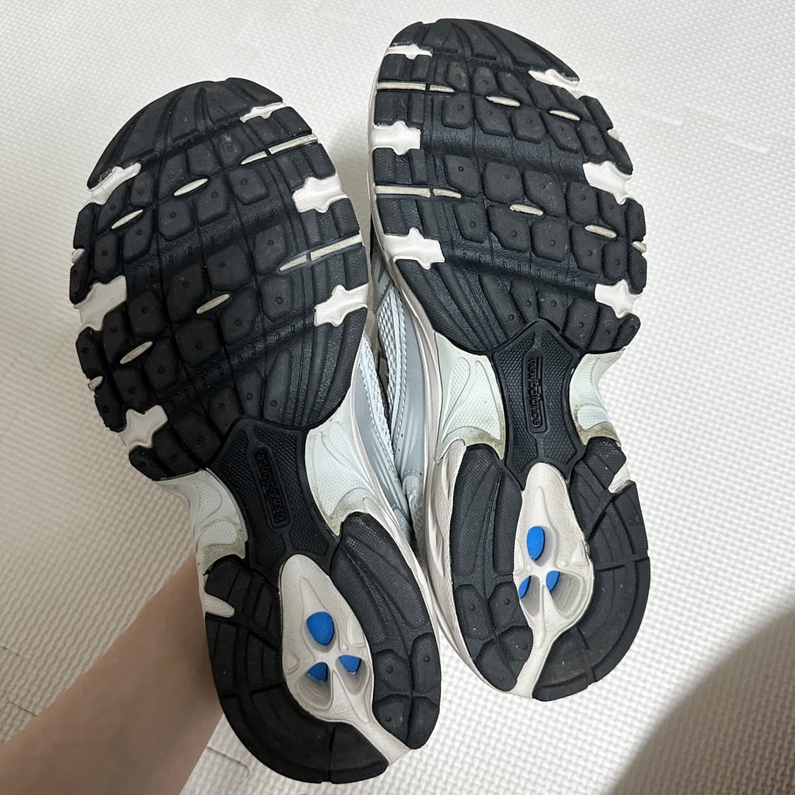 뉴발란스530 스틸그레이 225 상품이미지5