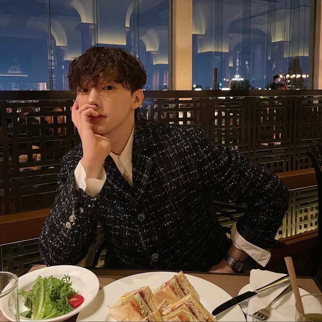 (새제품) 모델 이유안 브랜드 ANYU 트위드 자켓 블랙 상품이미지2