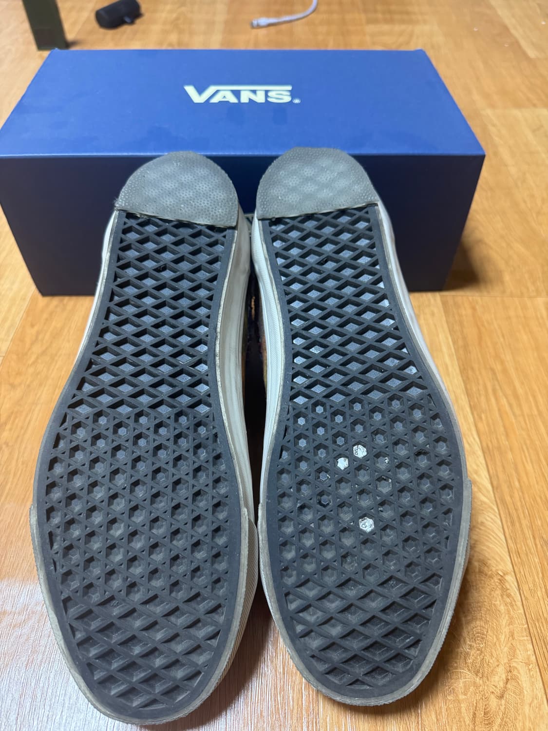 반스 프리미엄 올드스쿨 36 LX 수베니어 웜 브라운 상품이미지5