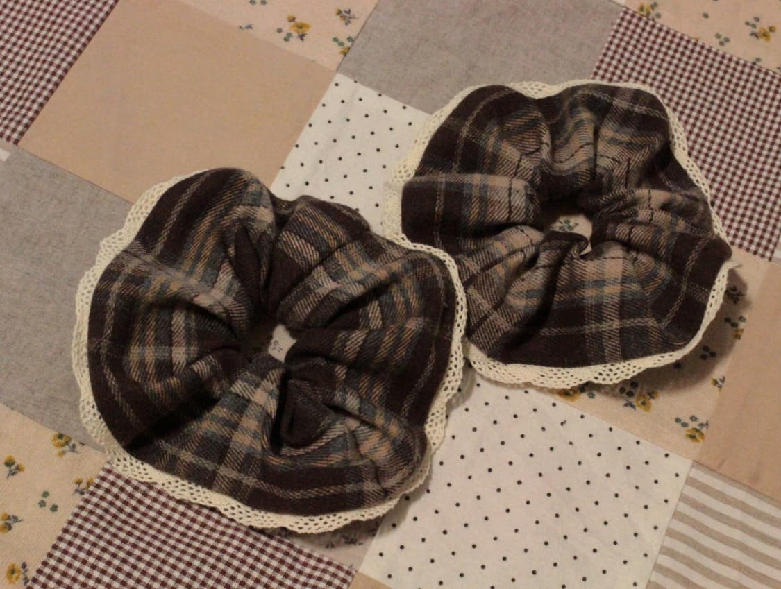 핸드메이드 레이스 브라운 체크 스크런치 상품이미지3