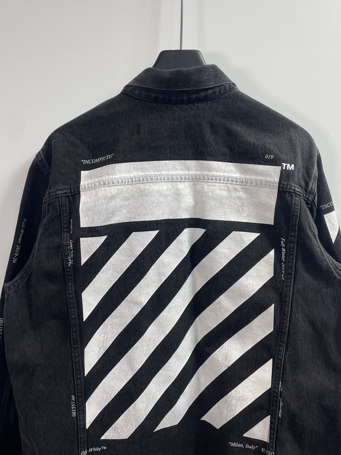 오프화이트 2019 흑청 청자켓 (on.330)   상품이미지3